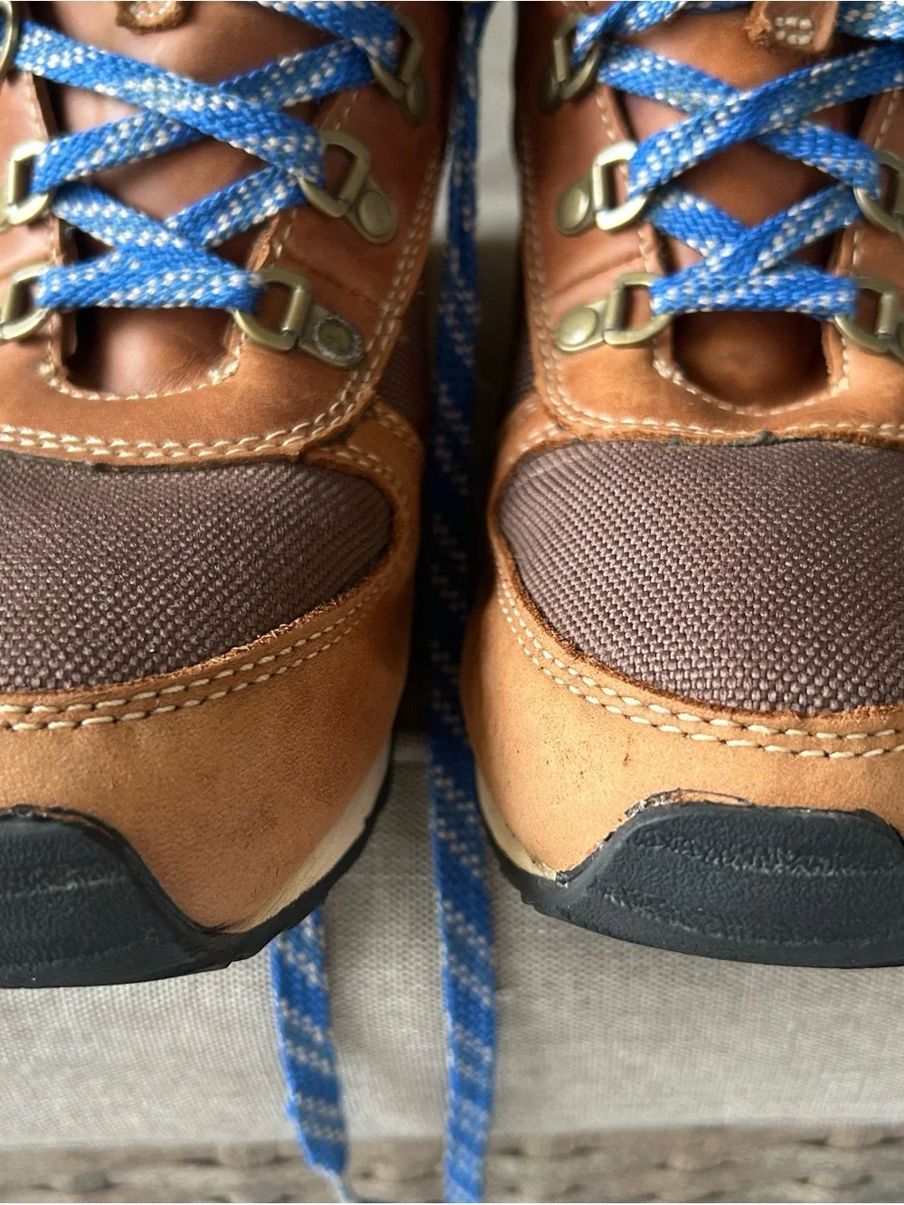 L.L. Bean Brown and Blue Men's Chukka Boots waterproof
